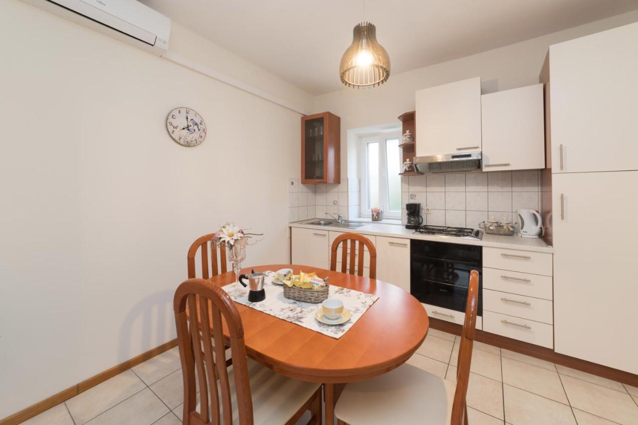 Apartment Tina Zadar Eksteriør billede
