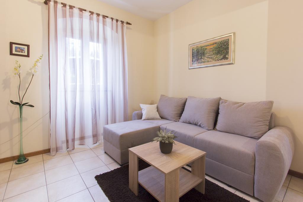 Apartment Tina Zadar Eksteriør billede